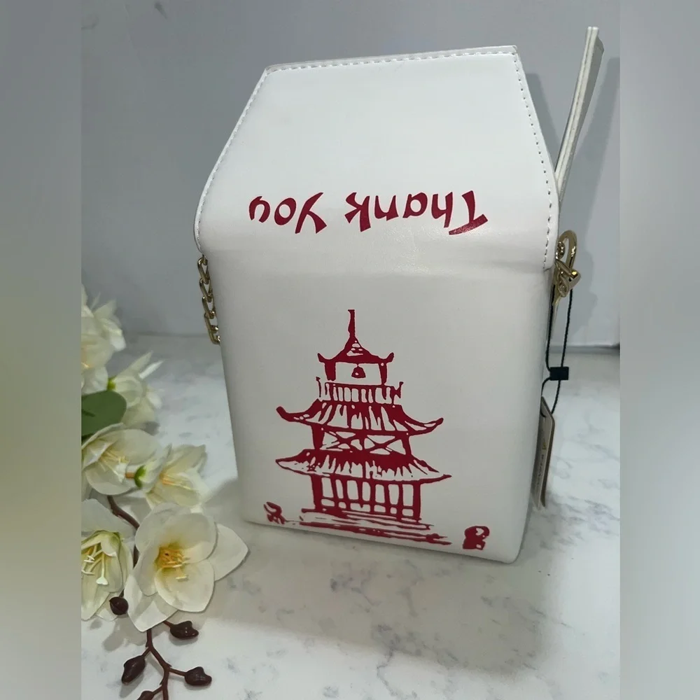 🥡White and Red Graphic Women's Bag🥡 - Picture 1 of 10
